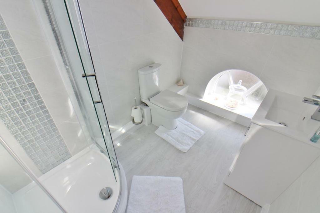 The Chapel House & Hot Tub Villa Andreas Exterior photo